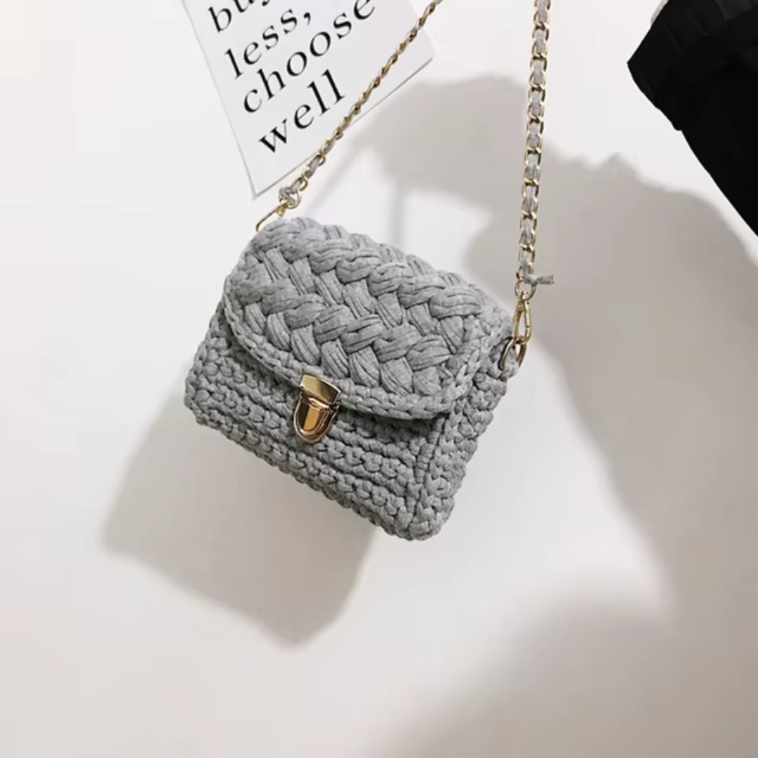Elegant Bag with Unique Design, Perfect Fit for Any Occasion