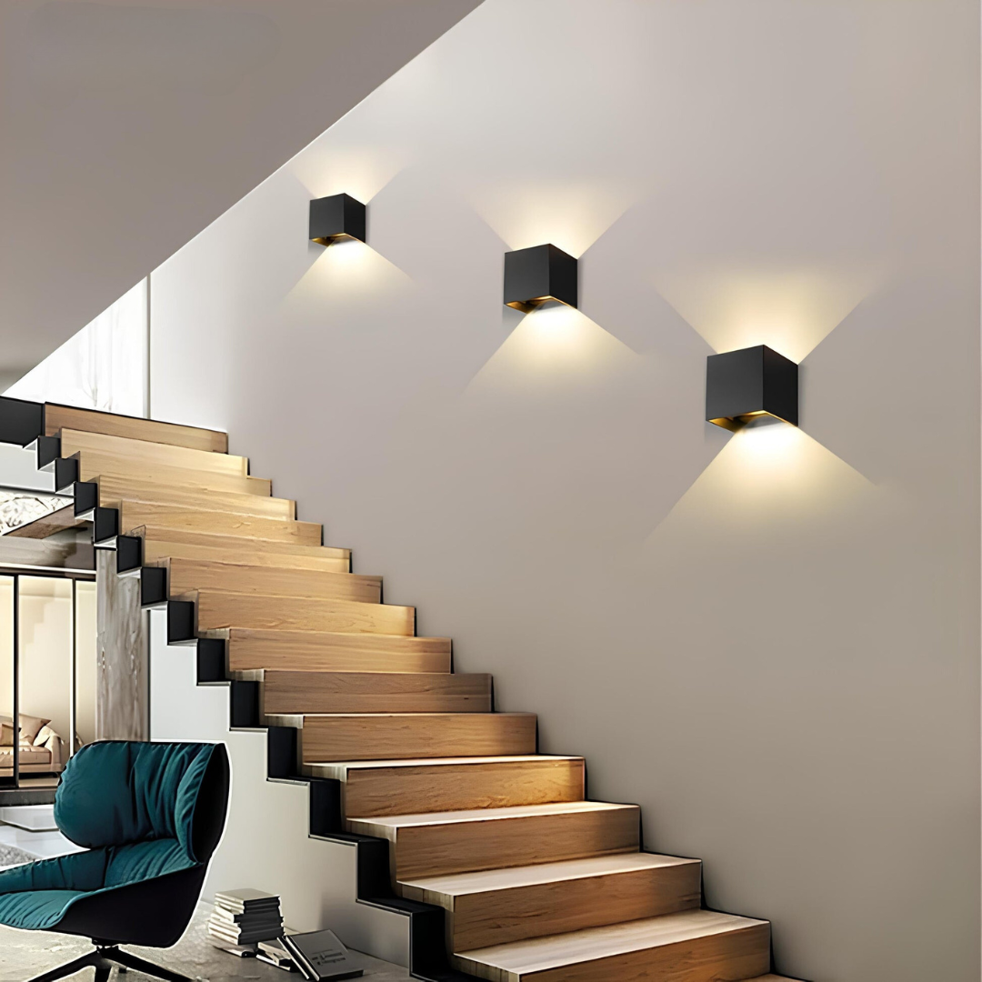 Cordless Wall Lamp Deluxe Fits In All