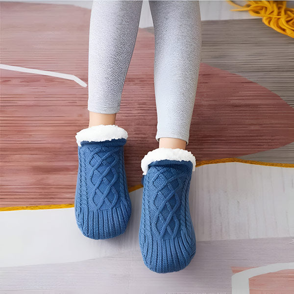 Cozy Heat Warms Your Feet Directly