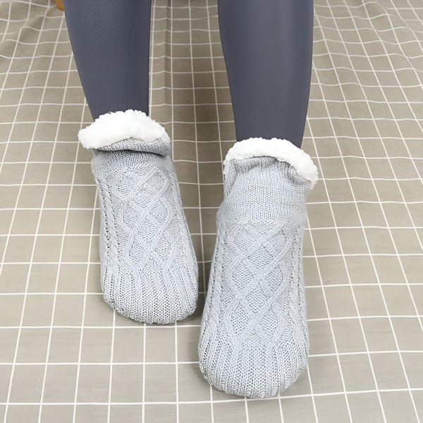 Cozy Heat Warms Your Feet Directly