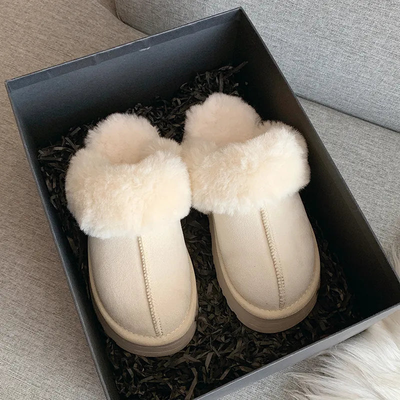 Kuschelwinter Slippers – Plush, Warm & Comfortable Winter Footwear