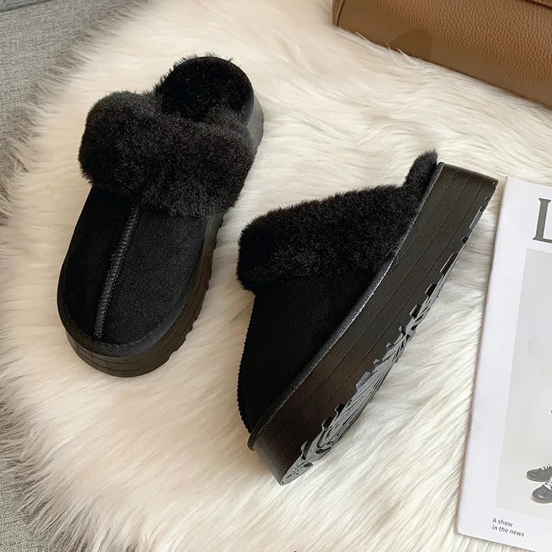 Kuschelwinter Slippers – Plush, Warm & Comfortable Winter Footwear
