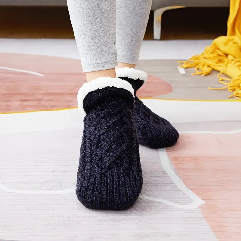 Cozy Heat Warms Your Feet Directly