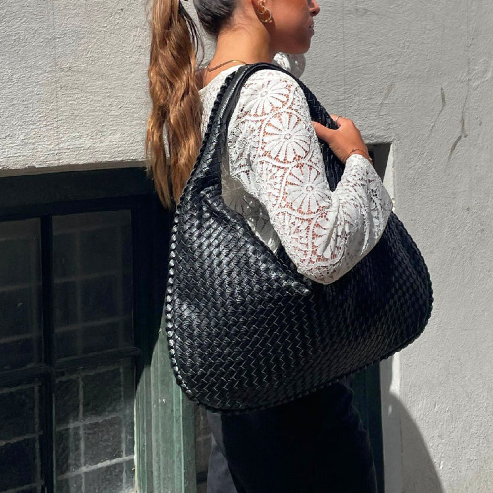 Shoulder Strap Bag, Spacious and Trendy Elegance
