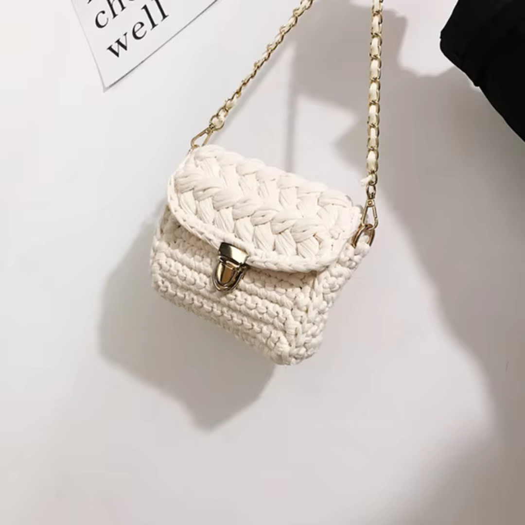 Elegant Bag with Unique Design, Perfect Fit for Any Occasion