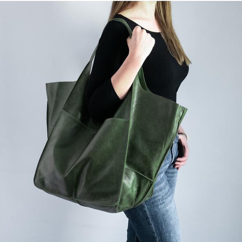 Retro Shoulder Bag Timeless Design And Functionality