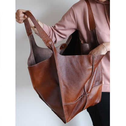 Retro Shoulder Bag Timeless Design And Functionality