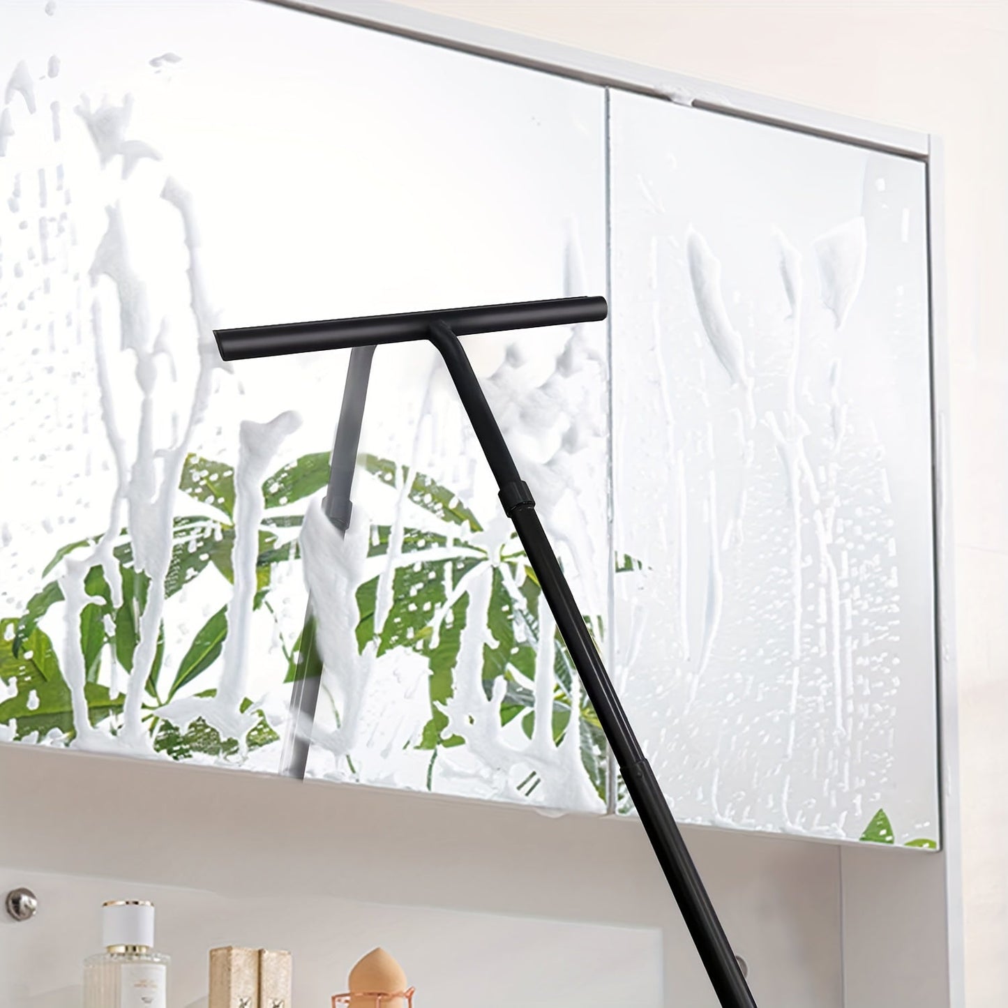 Telescopic Shower Scraper - Effective Cleaning Without Bending