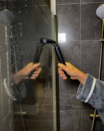 Telescopic Shower Scraper - Effective Cleaning Without Bending