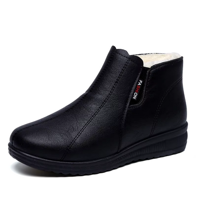 Modern Leather Boots For Women Elegance And Comfort In Winter