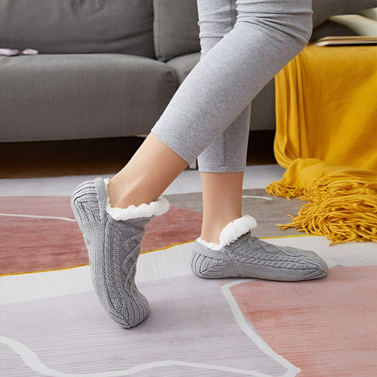 Cozy Heat Warms Your Feet Directly