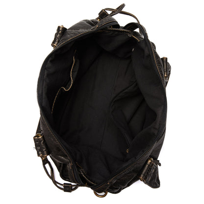 Elegant Black Handbag - Timeless Design, Genuine Leather