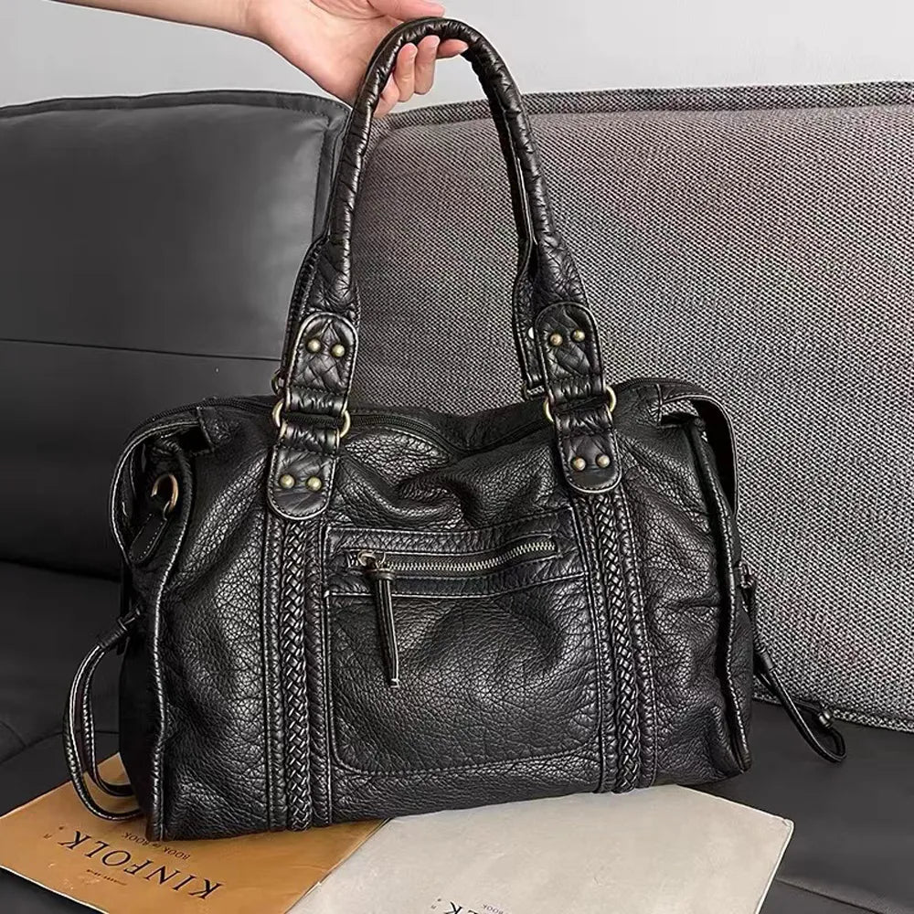 Elegant Black Handbag - Timeless Design, Genuine Leather