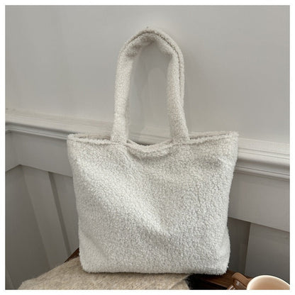 Fluffy Teddy Bag Dambag - Stylish and Spacious Design