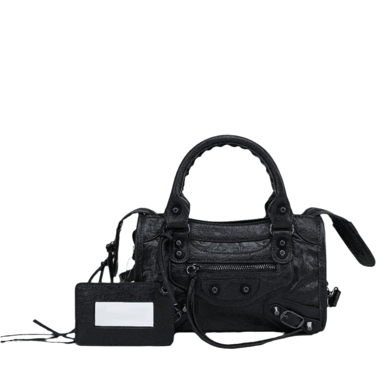 Luxurious Handbag In Genuine Leather Stylish And Durable