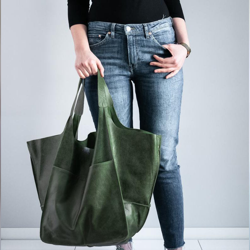 Retro Shoulder Bag Timeless Design And Functionality